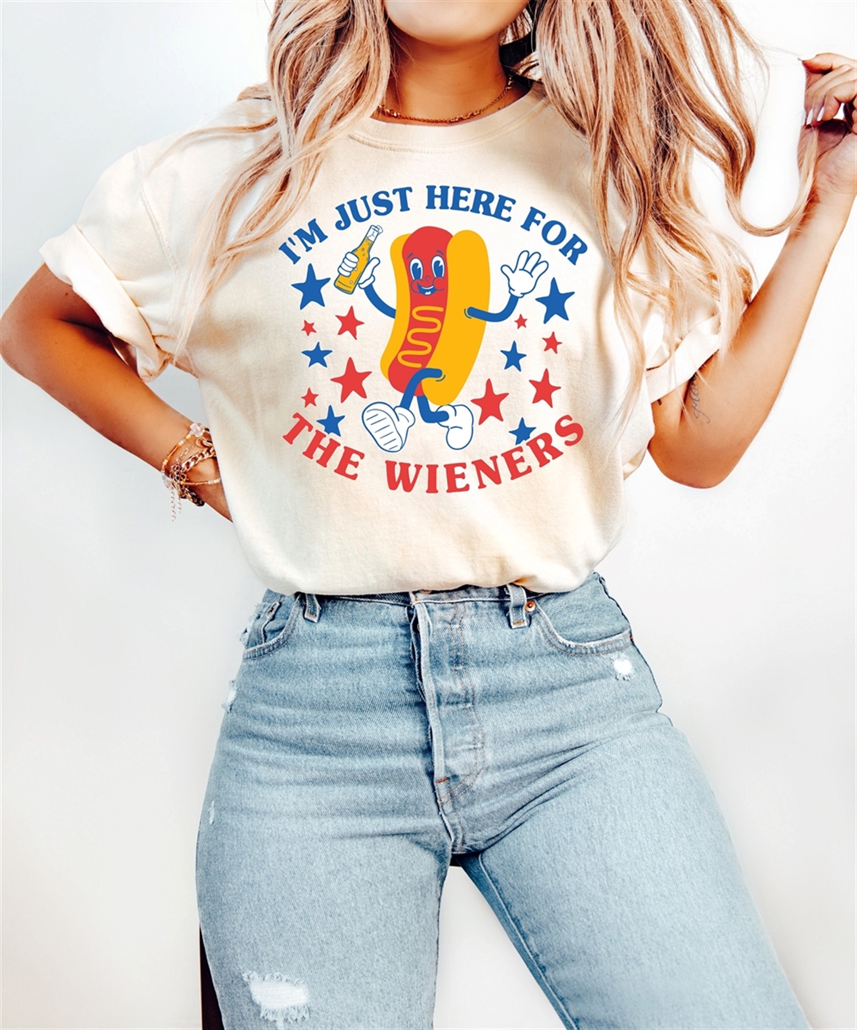Just Here For The Wieners Shirt 4th Of July Funny Hot Dog Independence Day Tee Retro America Patriotic Weenies Trending