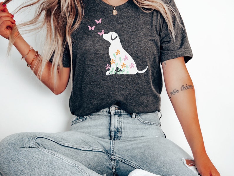 Labrador Mom Shirt, Butterfly Kisses Lab Mom T-Shirt, Labrador Shirt, Labrador Dog Mom, Lab Dog Gifts, Chocolate Lab, Labrador Mama Tee,