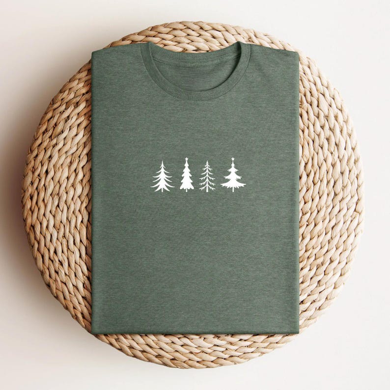 Minimal Christmas Tree Shirt, Merry & Bright Christmas Shirt, Womens Holiday Shirt, Cute Winter Shirt, Holiday Gift, Merry Christmas Shirt
